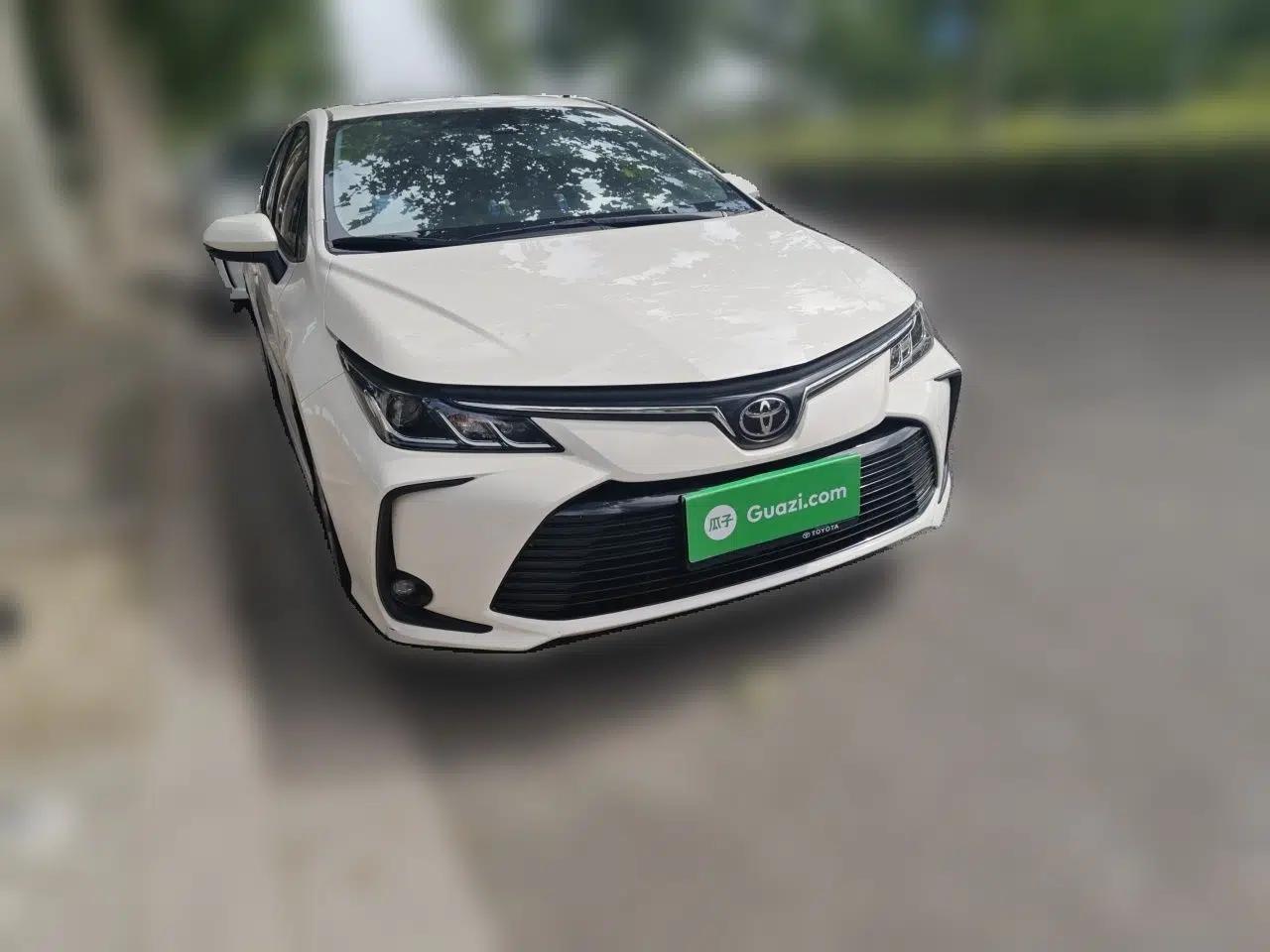 Toyota Corolla 2021 1.2T S-CVT Elite PLUS Edition — миниатюра 3