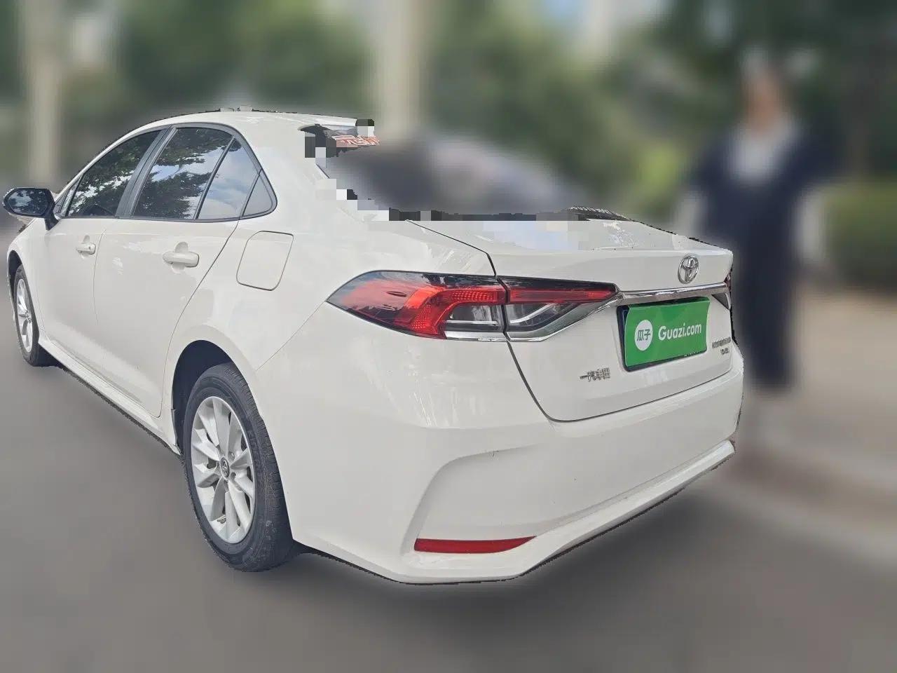 Toyota Corolla 2021 1.2T S-CVT Elite PLUS Edition — миниатюра 4