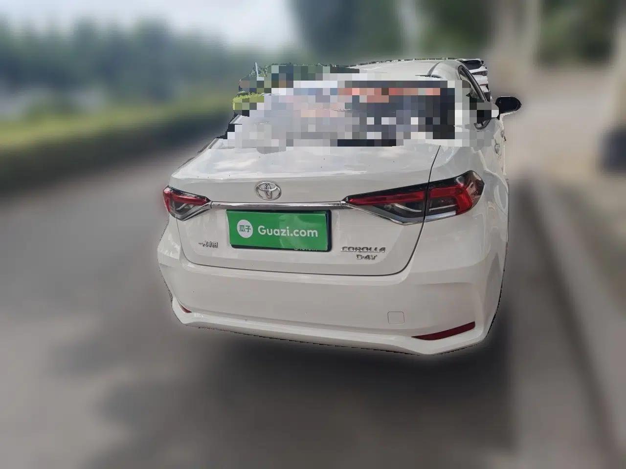 Toyota Corolla 2021 1.2T S-CVT Elite PLUS Edition — миниатюра 5