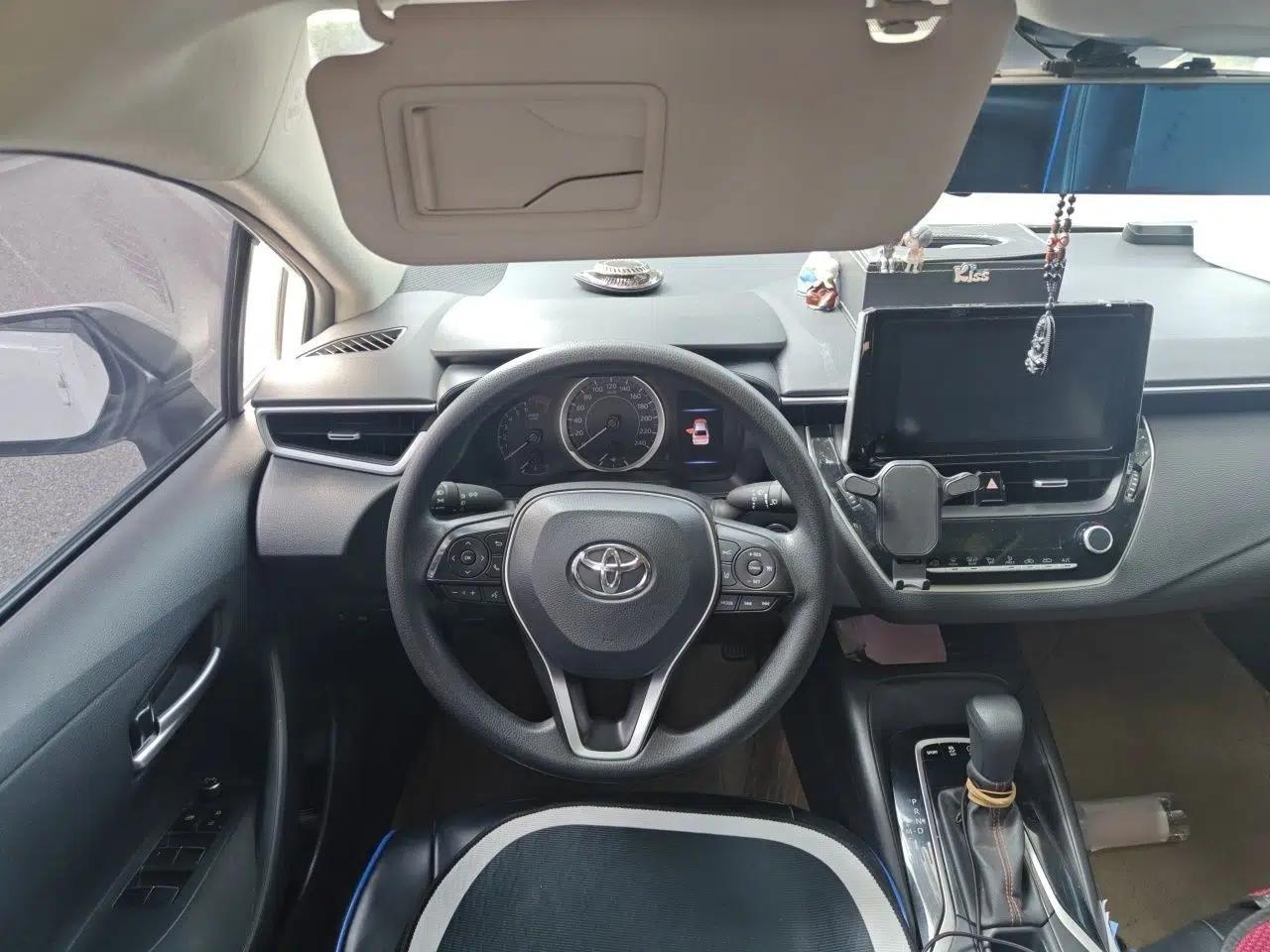 Toyota Corolla 2021 1.2T S-CVT Elite PLUS Edition — миниатюра 10