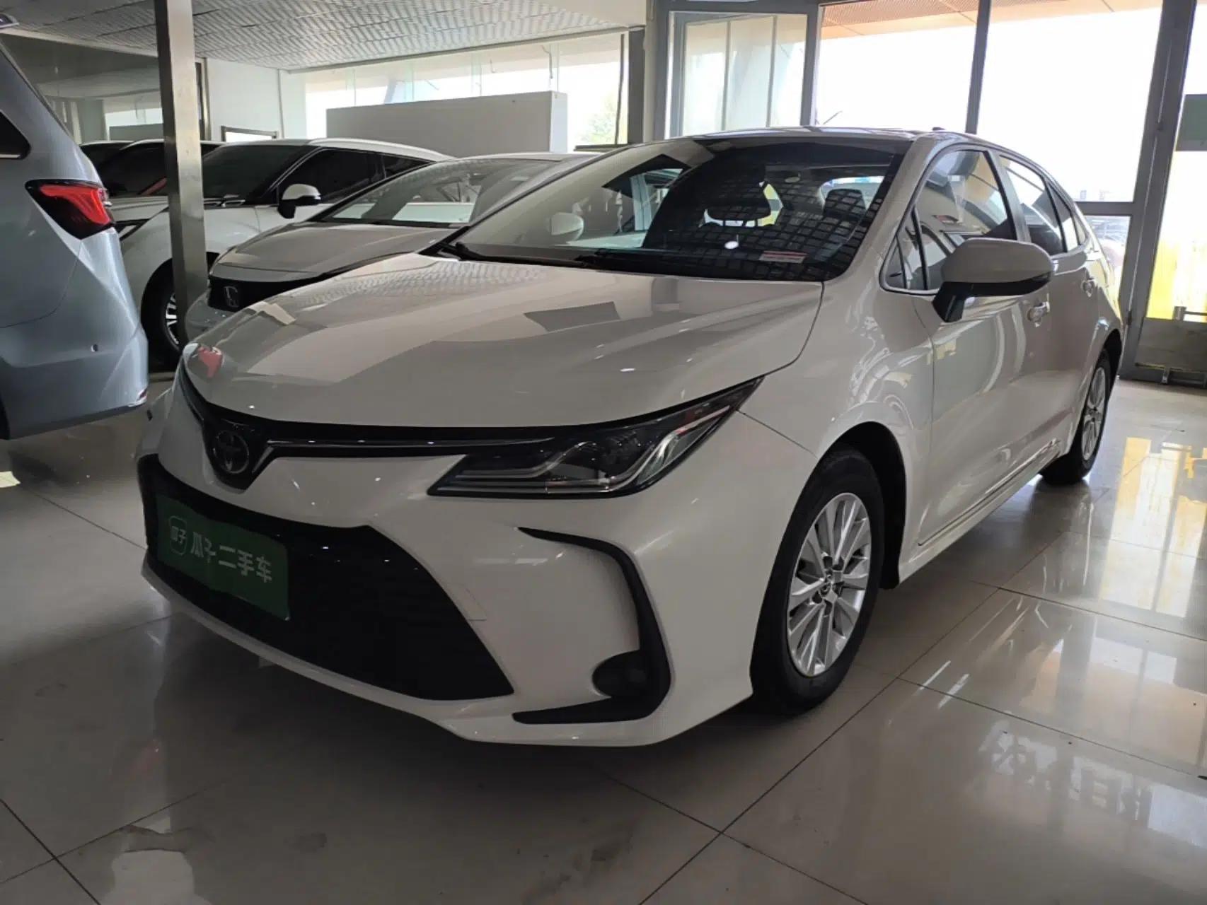 Toyota Corolla 2021 TNGA 1.5L CVT Elite Edition — миниатюра 1