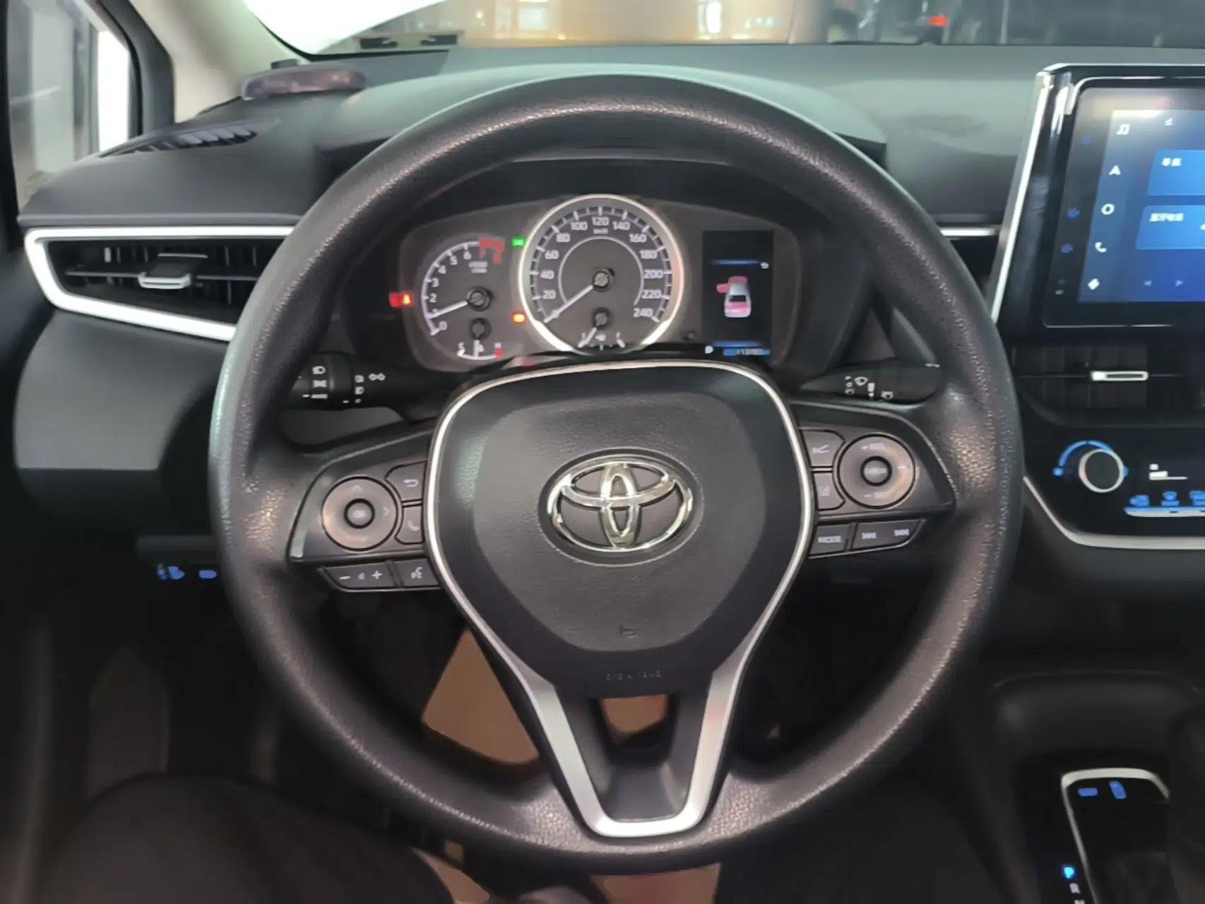 Toyota Corolla 2021 TNGA 1.5L CVT Elite Edition — миниатюра 13