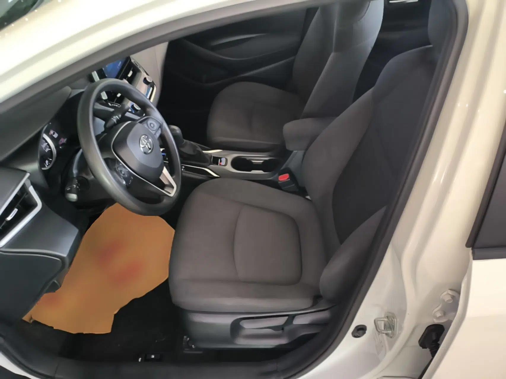 Toyota Corolla 2021 TNGA 1.5L CVT Elite Edition — миниатюра 17