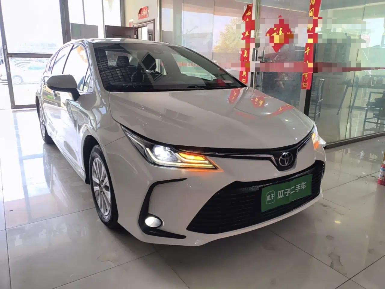 Toyota Corolla 2021 TNGA 1.5L CVT Elite Edition — миниатюра 3