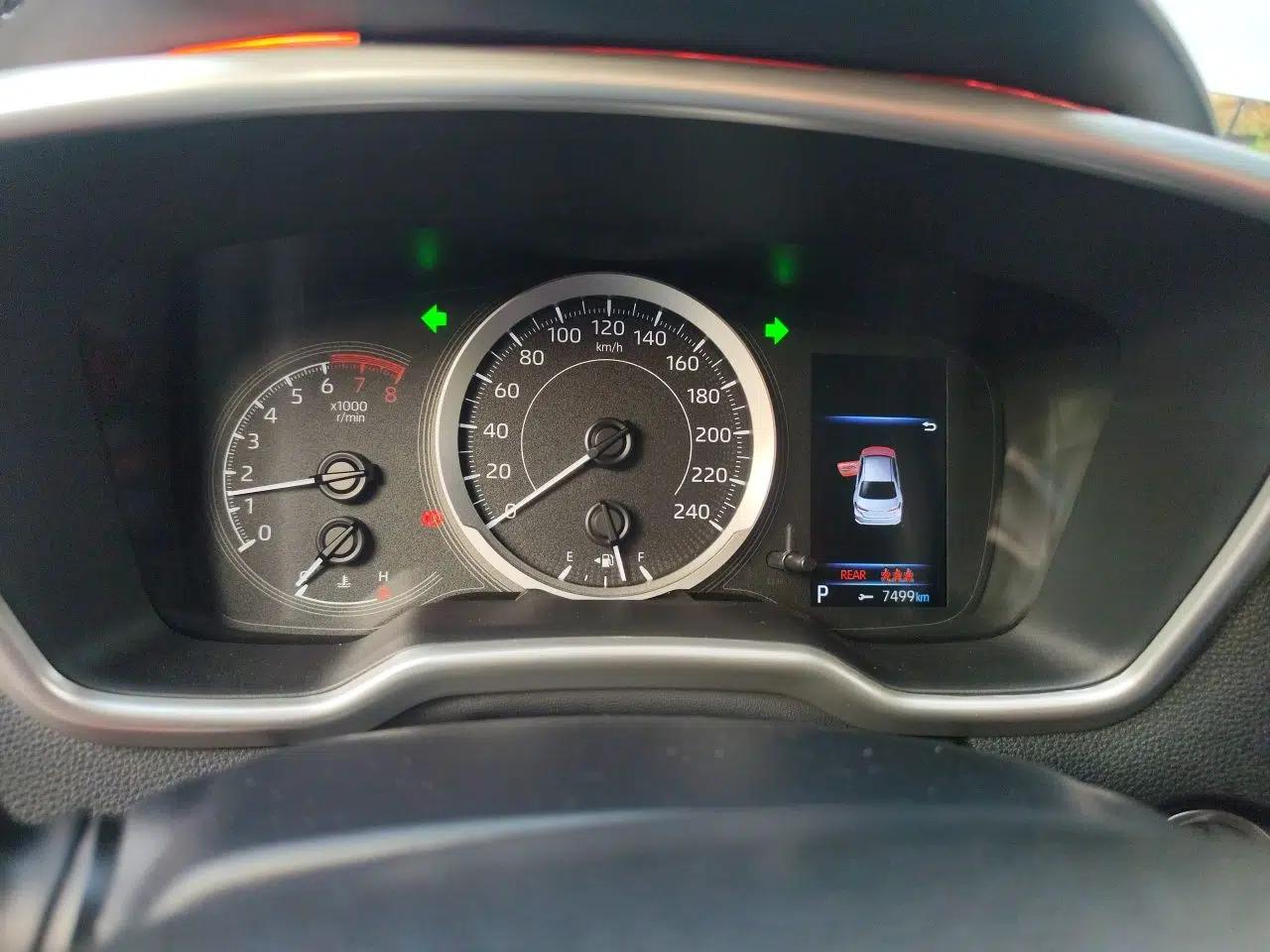 Toyota Corolla 2021 1.2T S-CVT Elite PLUS Edition — миниатюра 11