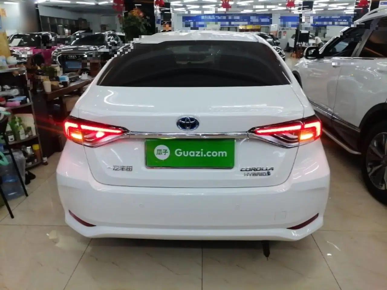 Toyota Corolla 2023 1.8L Smart Electric Hybrid Dual-Motor Elite Edition — миниатюра 5