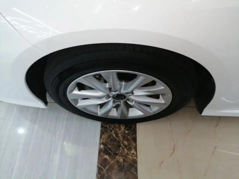 Toyota Corolla 2023 1.8L Smart Electric Hybrid Dual-Motor Elite Edition — миниатюра 10