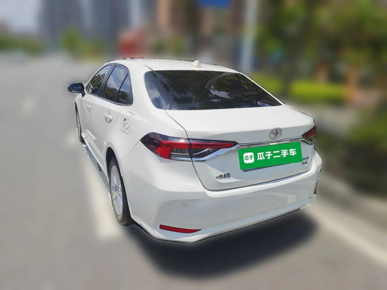 Toyota Corolla 2019 1.2T S-CVT GL-i Luxury Edition — миниатюра 4