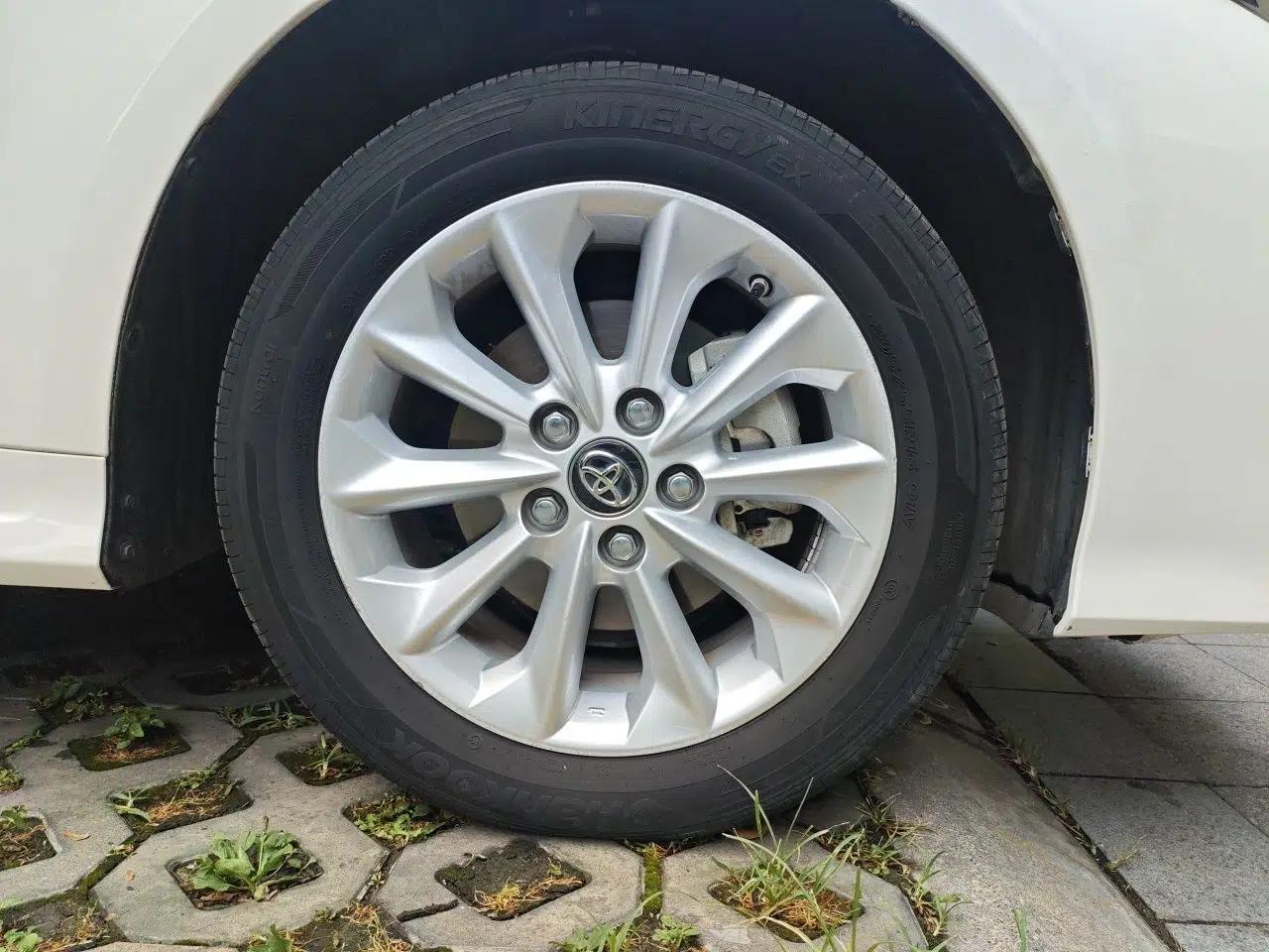 Toyota Corolla 2019 1.2T S-CVT GL-i Luxury Edition — миниатюра 8