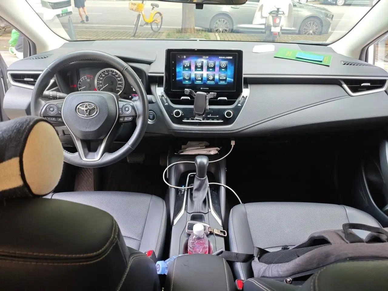 Toyota Corolla 2019 1.2T S-CVT GL-i Luxury Edition — миниатюра 9