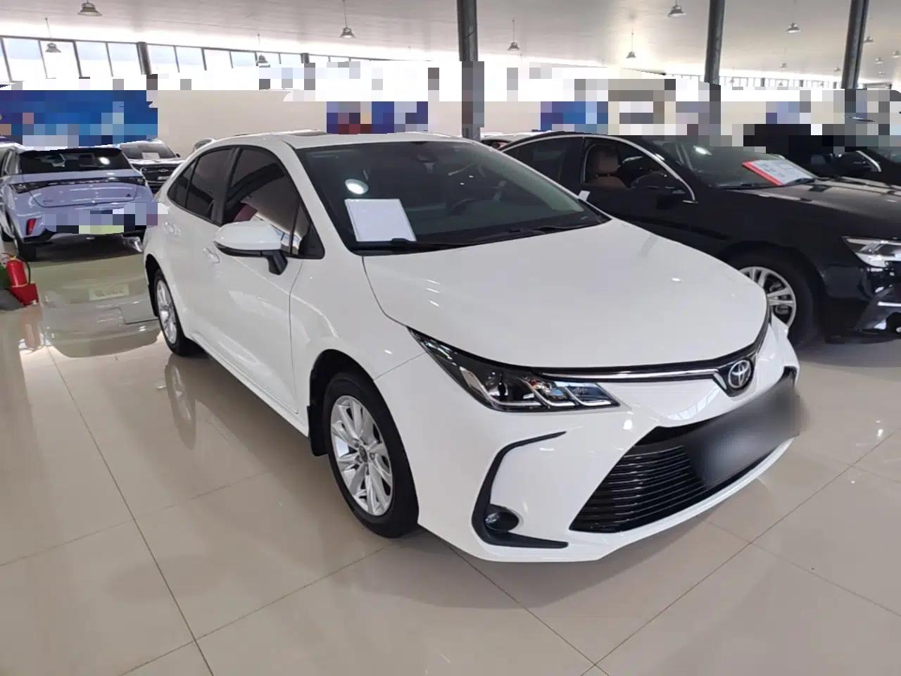 Toyota Corolla 2023 1.2T Elite Edition — миниатюра 3