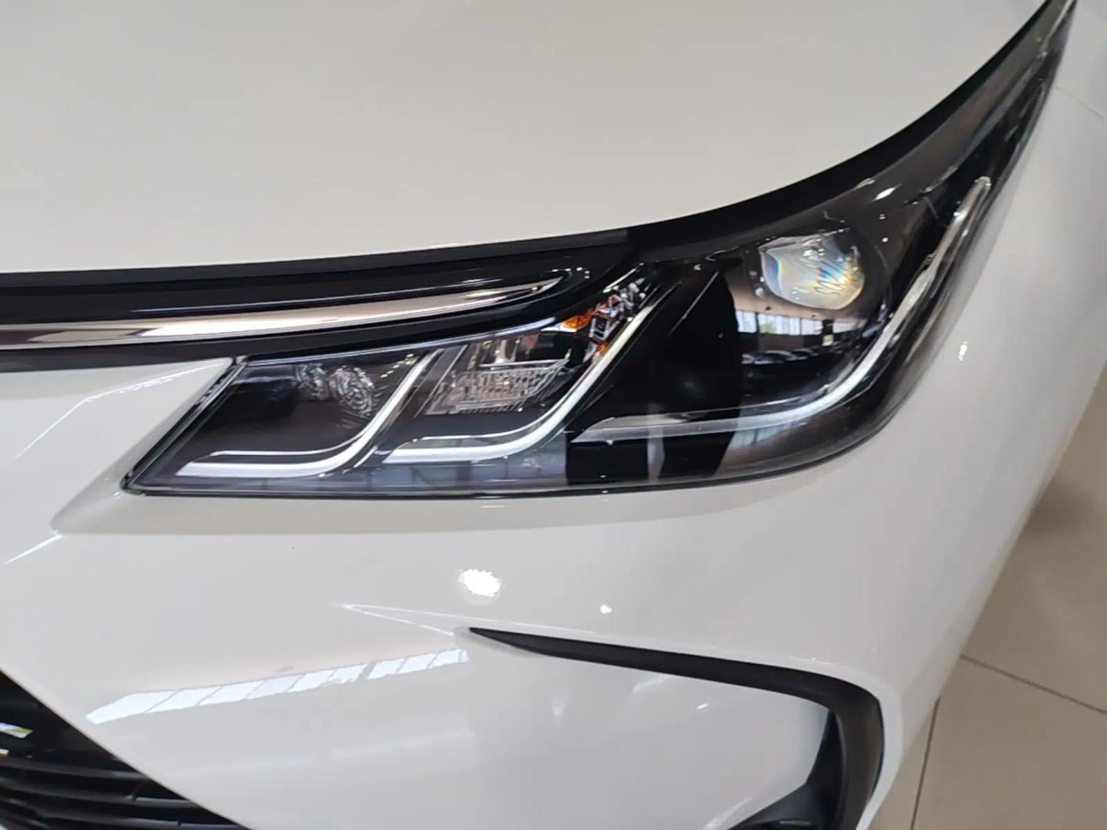 Toyota Corolla 2023 1.2T Elite Edition — миниатюра 8