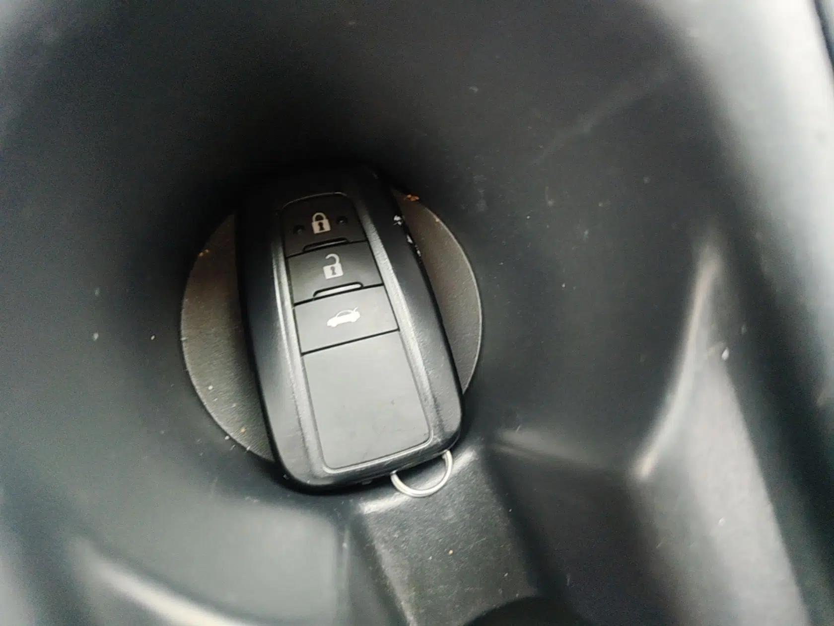 Toyota Corolla 2022 1.2T S-CVT Pioneer PLUS Edition — миниатюра 23