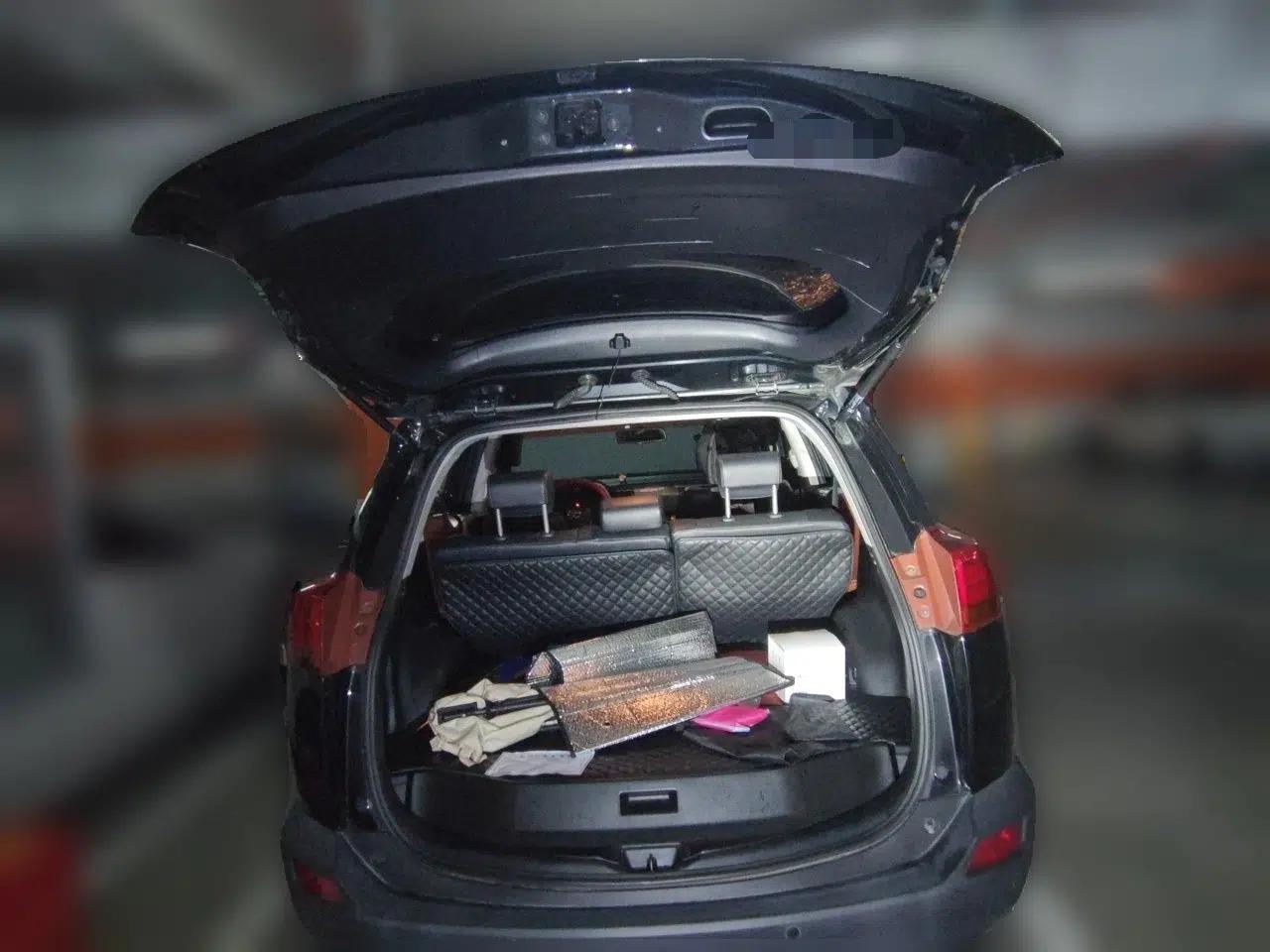 Toyota RAV4 2013 2.5L Automatic 4x4 Elite Edition — миниатюра 19