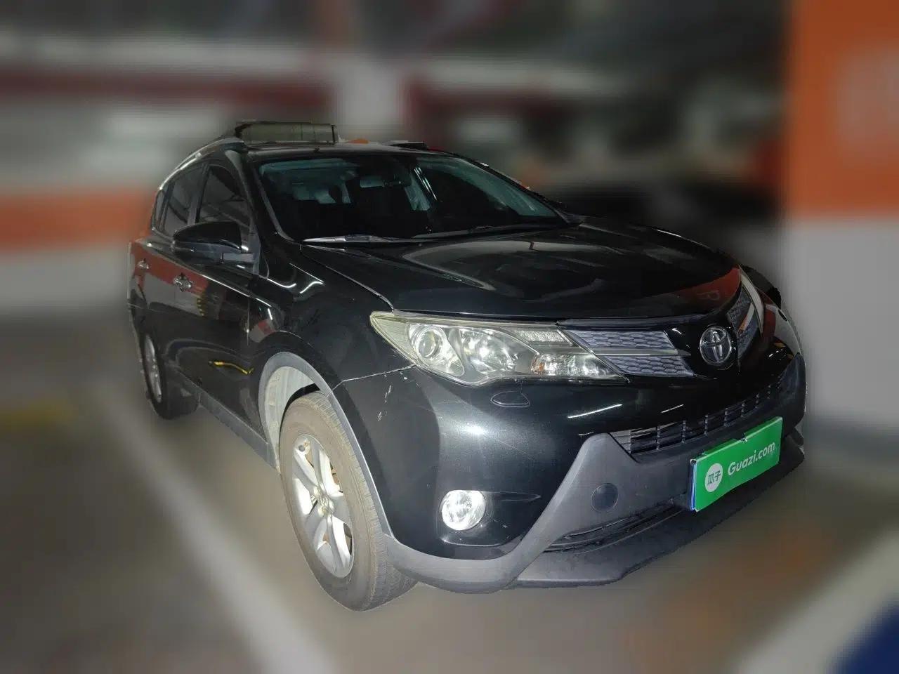 Toyota RAV4 2013 2.5L Automatic 4x4 Elite Edition — миниатюра 3