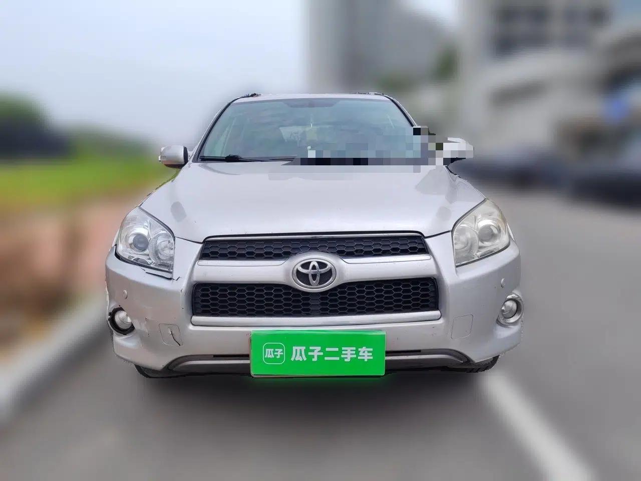 Toyota RAV4 2011 2.4L Automatic 4x4 Luxury Edition — миниатюра 2