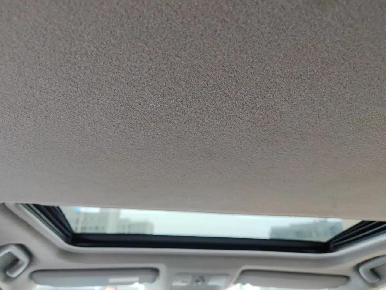 Toyota RAV4 2011 2.4L Automatic 4x4 Luxury Edition — миниатюра 18