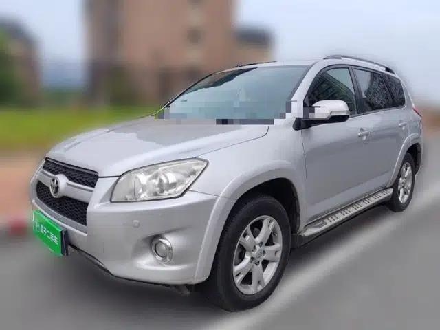 Toyota RAV4 2011 2.4L Automatic 4x4 Luxury Edition