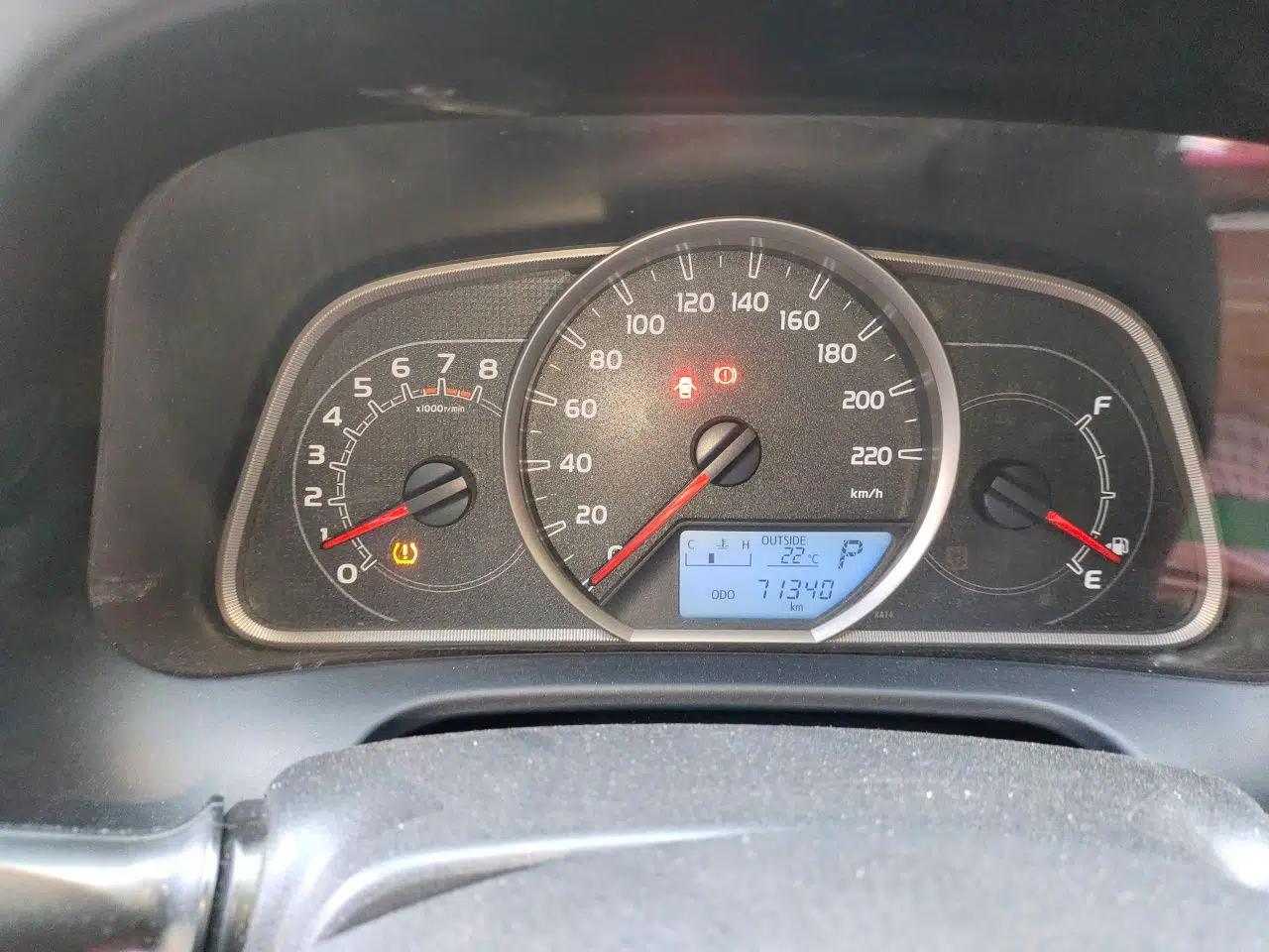 Toyota RAV4 2013 2.0L CVT Four-Wheel Drive Fashion Edition — миниатюра 11