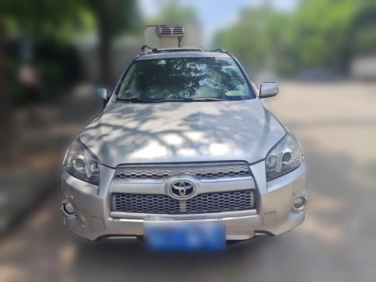 Toyota RAV4 2013 Special Edition 2.0L Automatic Elite — миниатюра 2