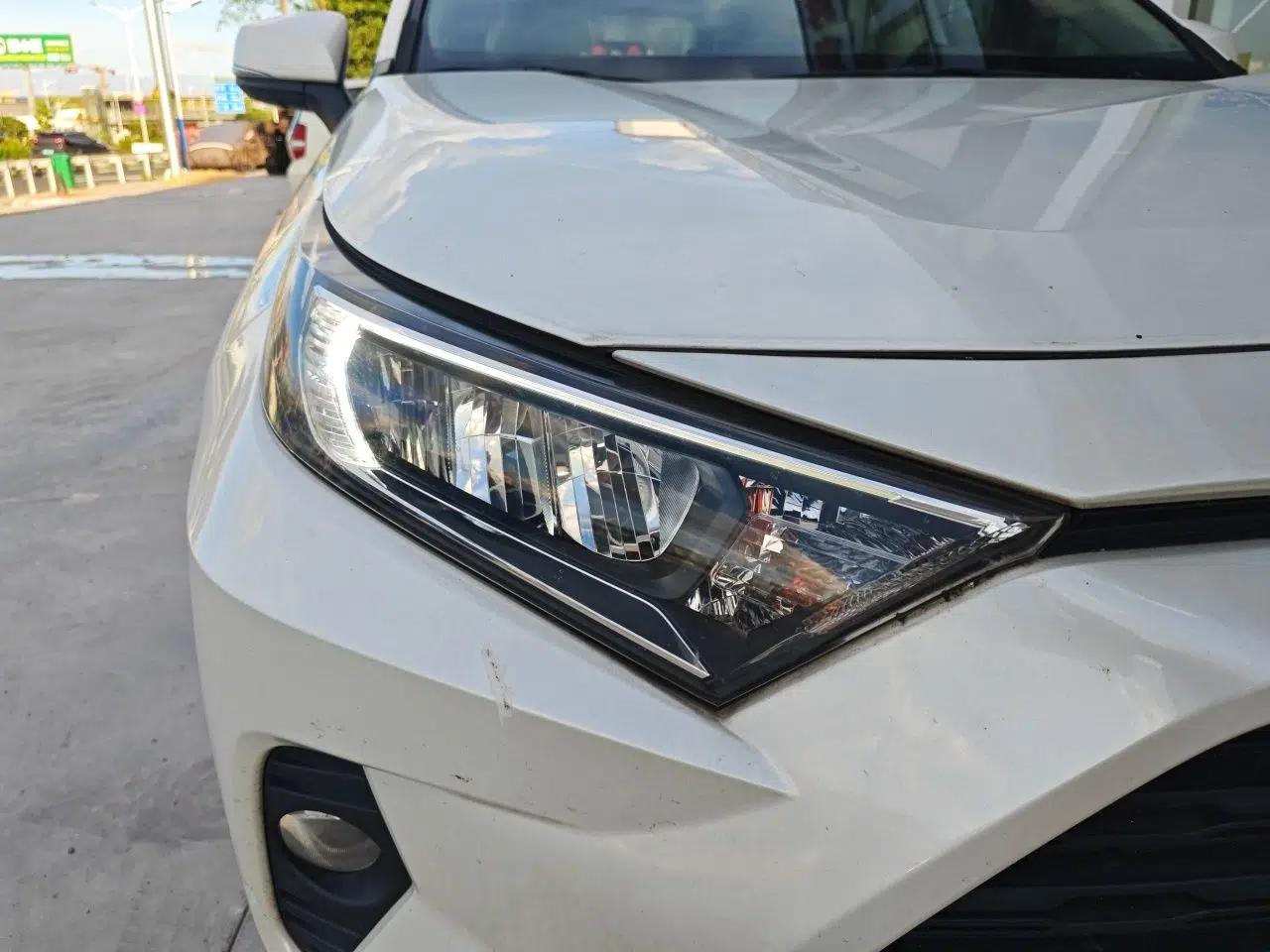 Toyota RAV4 2021 2.0L CVT Two-Wheel Drive Fashion PLUS Edition — миниатюра 7