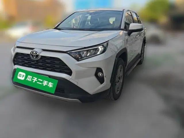 Toyota RAV4 2021 2.0L CVT Two-Wheel Drive Fashion PLUS Edition
