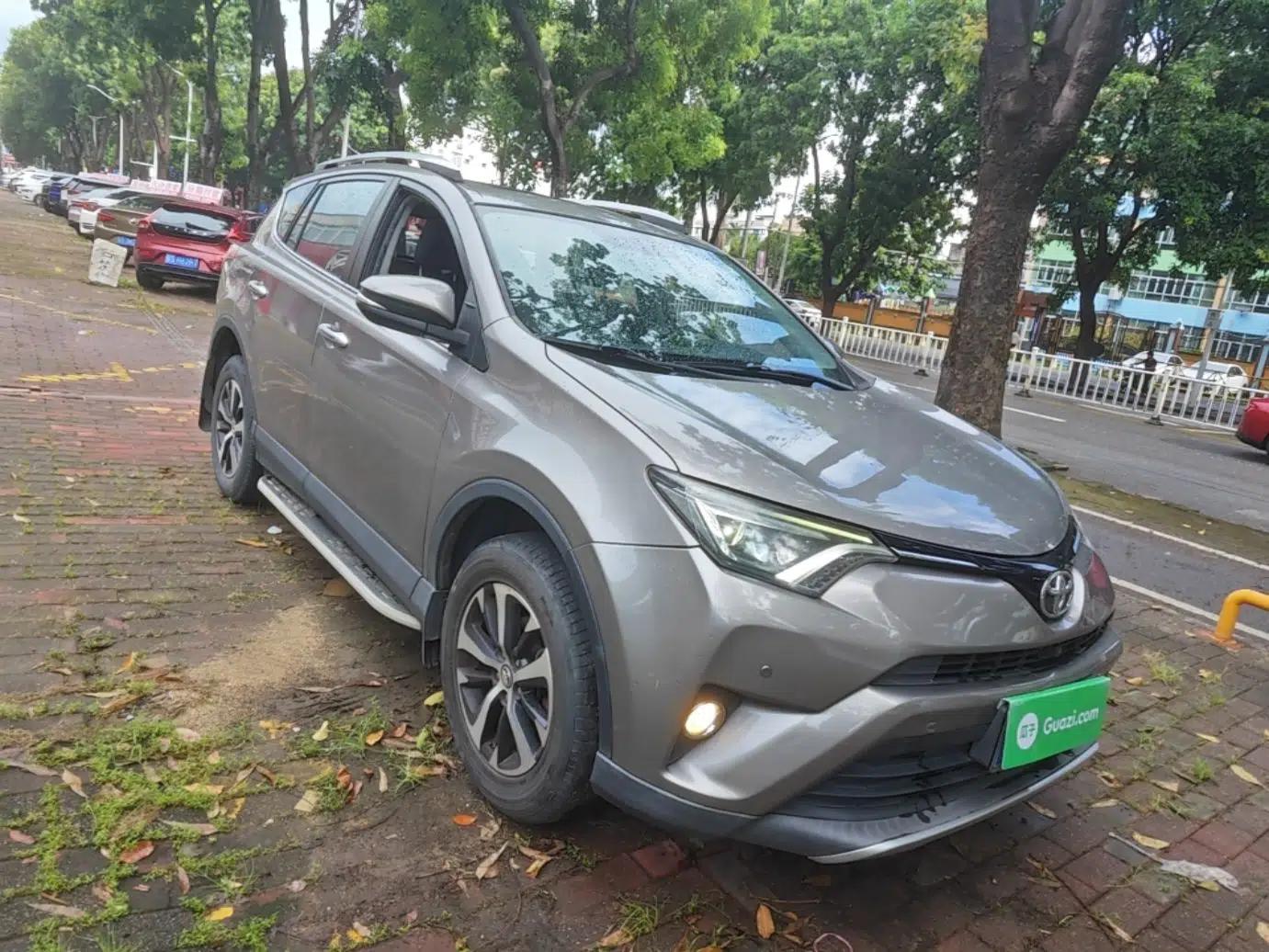 Toyota RAV4 2016 2.0L CVT Two-Wheel Drive Smart Edition China V Standard — миниатюра 3
