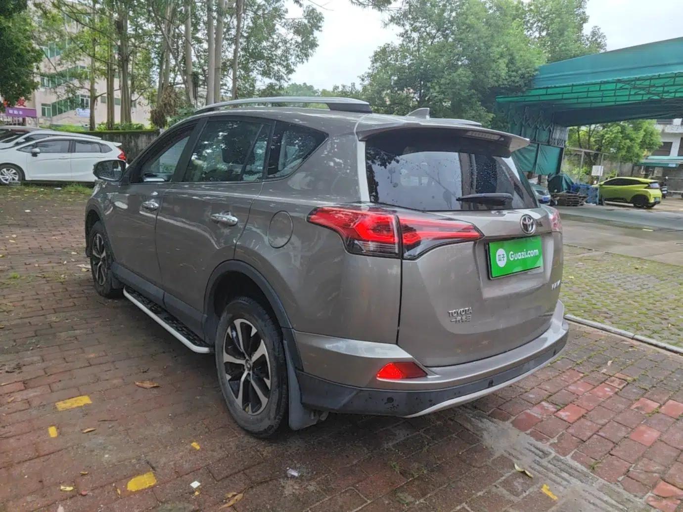 Toyota RAV4 2016 2.0L CVT Two-Wheel Drive Smart Edition China V Standard — миниатюра 4