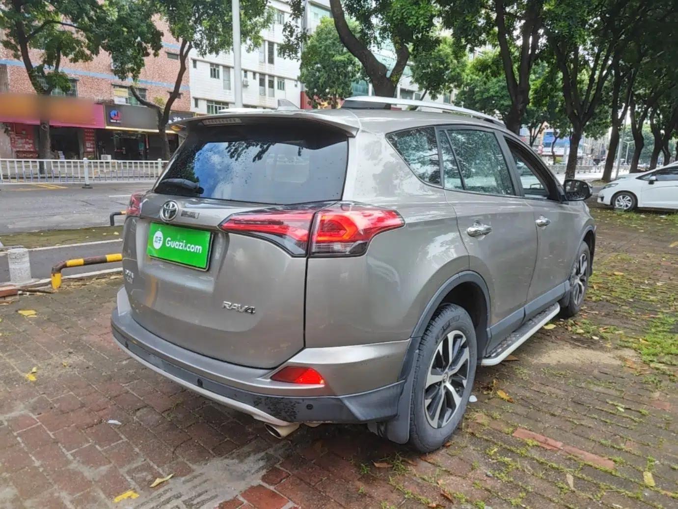 Toyota RAV4 2016 2.0L CVT Two-Wheel Drive Smart Edition China V Standard — миниатюра 6