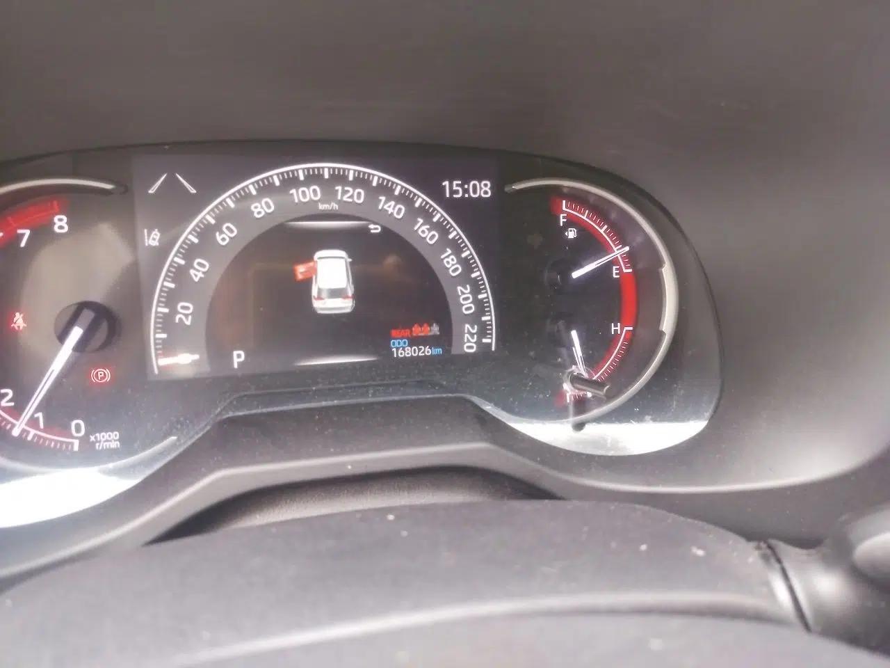 Toyota RAV4 2020 2.0L CVT Two-Wheel Drive Fashion Edition — миниатюра 11