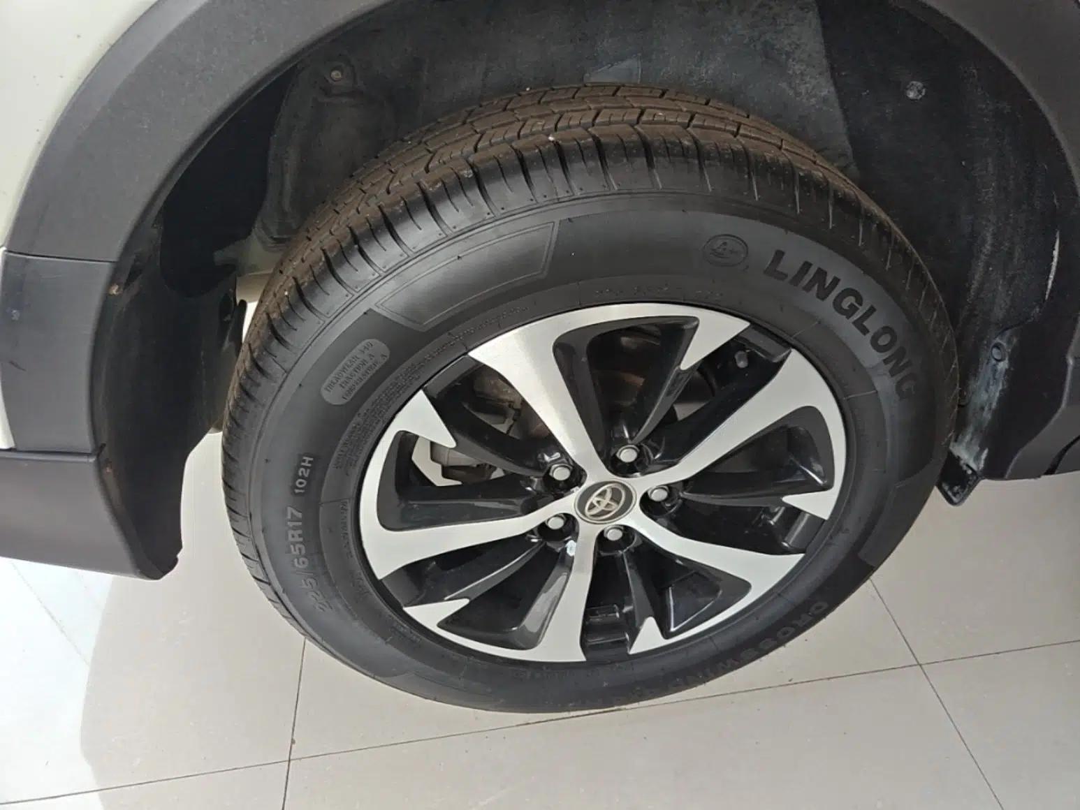 Toyota RAV4 2019 2.0L CVT Two-Wheel Drive Pioneer Edition China VI Standard — миниатюра 11