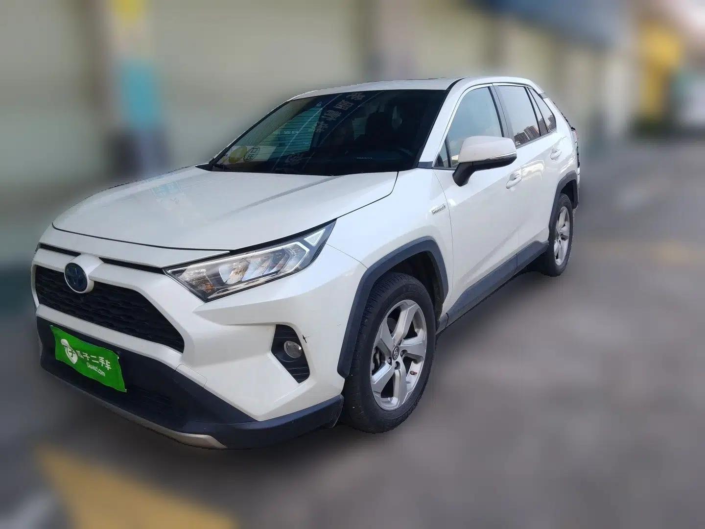 Toyota RAV4 2020 Dual-Engine 2.5L E-CVT Two-Wheel Drive Elite Edition — миниатюра 1