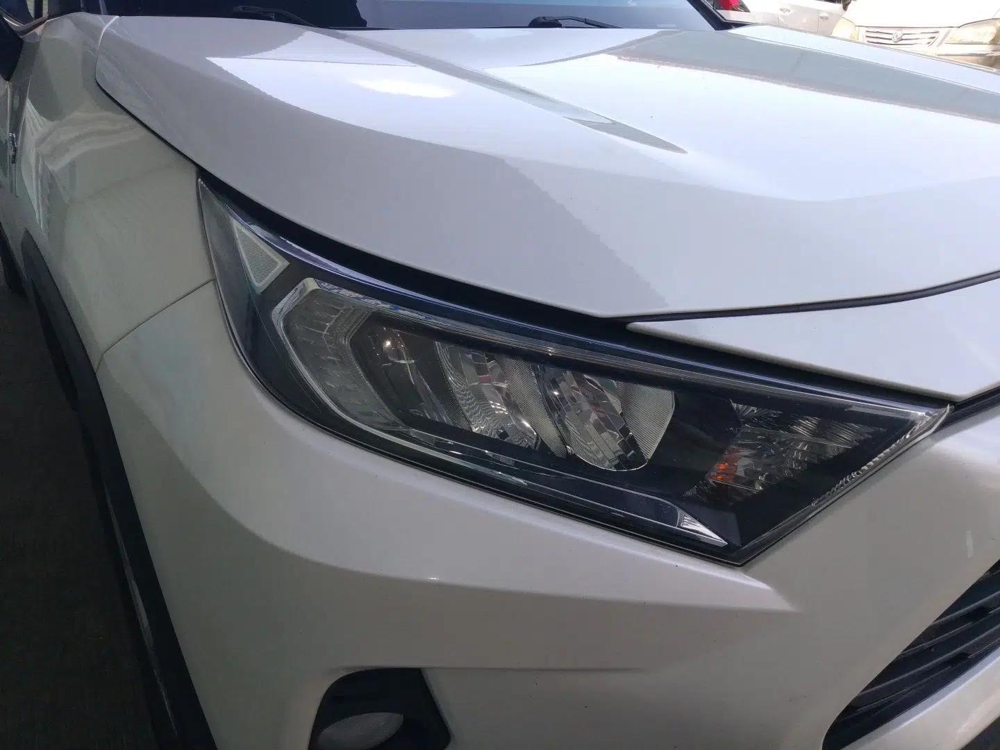 Toyota RAV4 2020 Dual-Engine 2.5L E-CVT Two-Wheel Drive Elite Edition — миниатюра 7