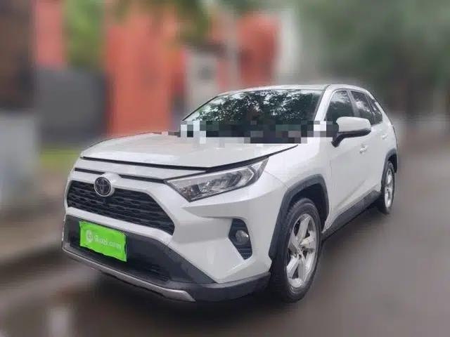 Toyota RAV4 2021 2.0L CVT Two-Wheel Drive Fashion PLUS Edition