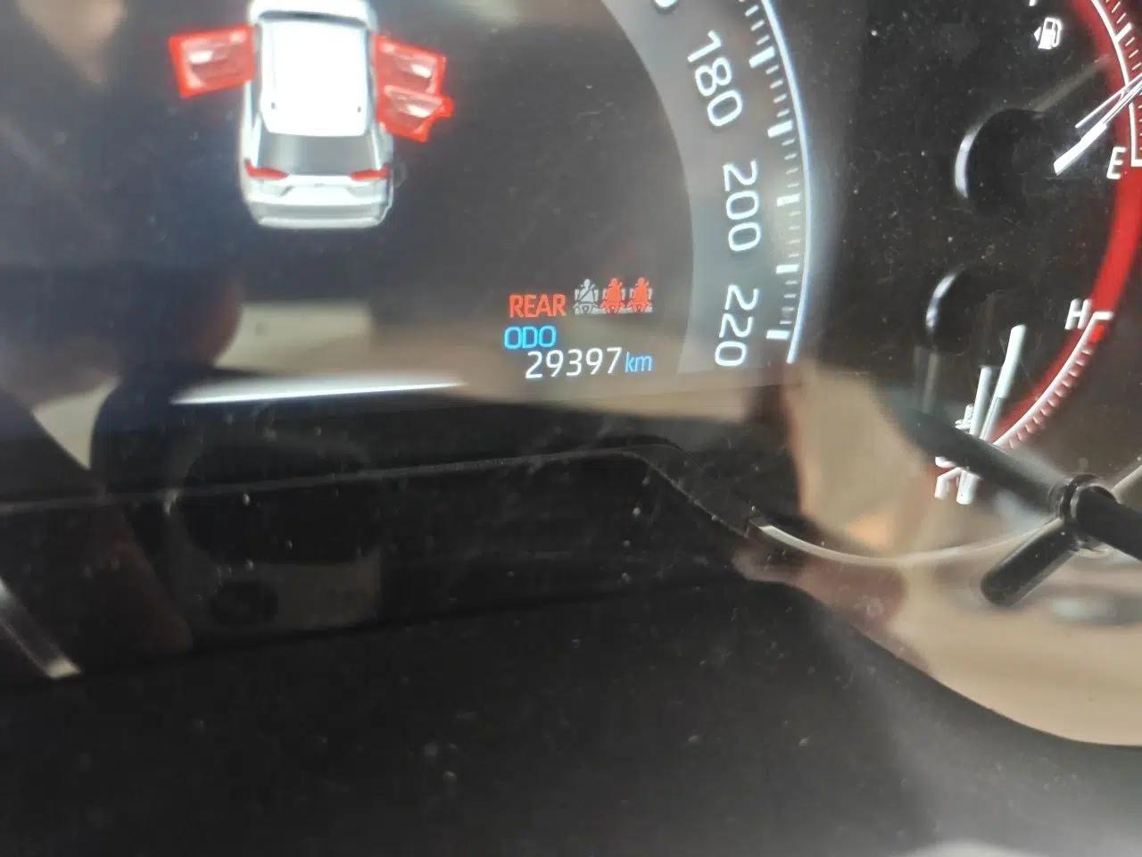 Toyota RAV4 2022 2.0L CVT Two-Wheel Drive Fashion Plus Edition — миниатюра 12