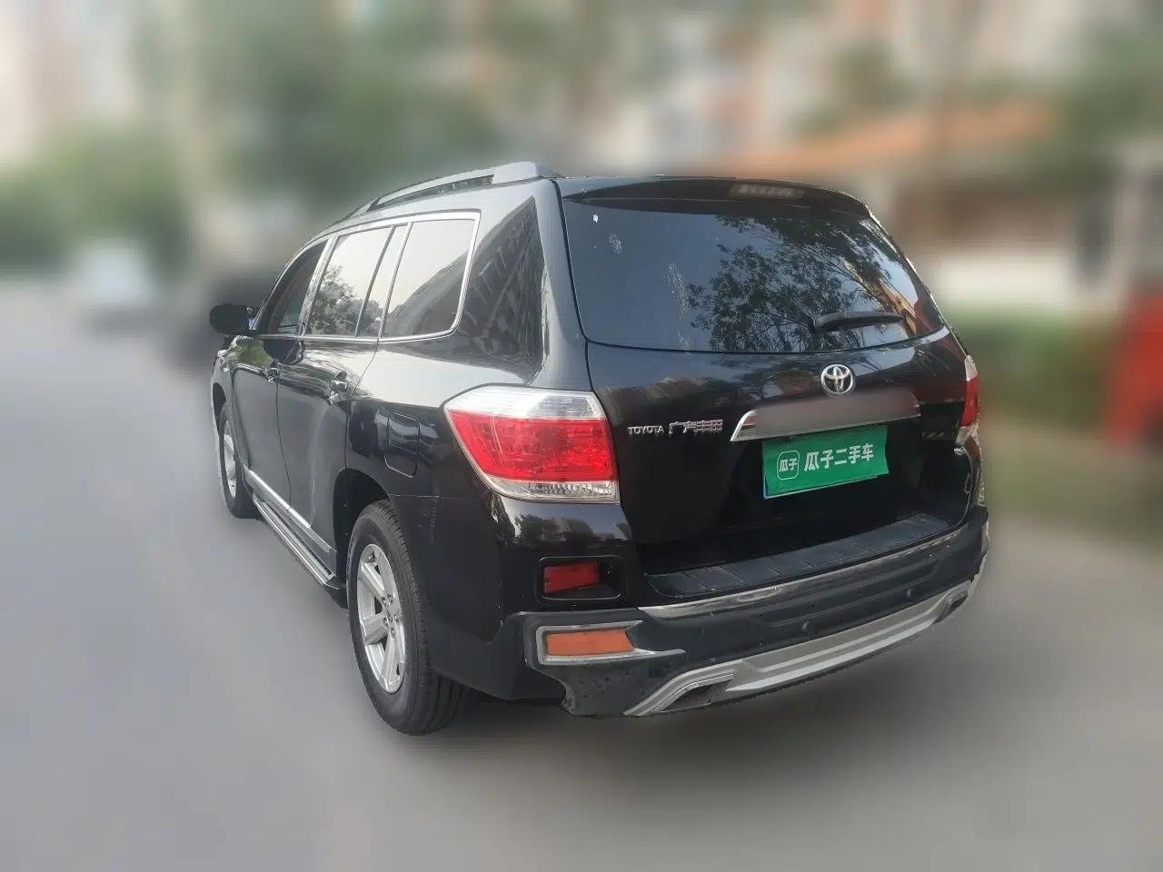 Toyota Highlander 2012 2.7L 2WD 5-Seater Elite Edition — миниатюра 4
