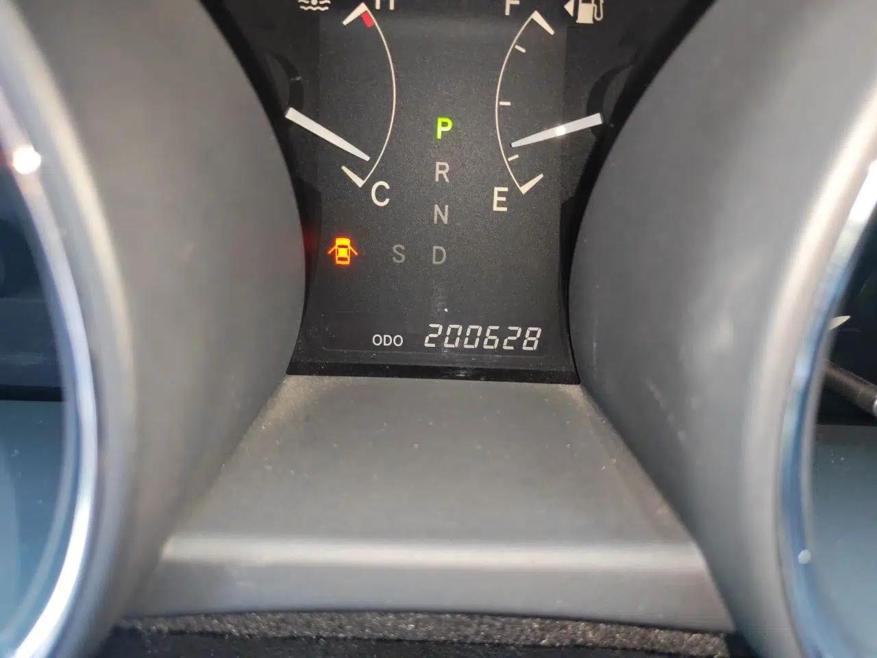 Toyota Highlander 2009 2.7L Two-Wheel Drive 7-Seater Luxury Edition — миниатюра 12