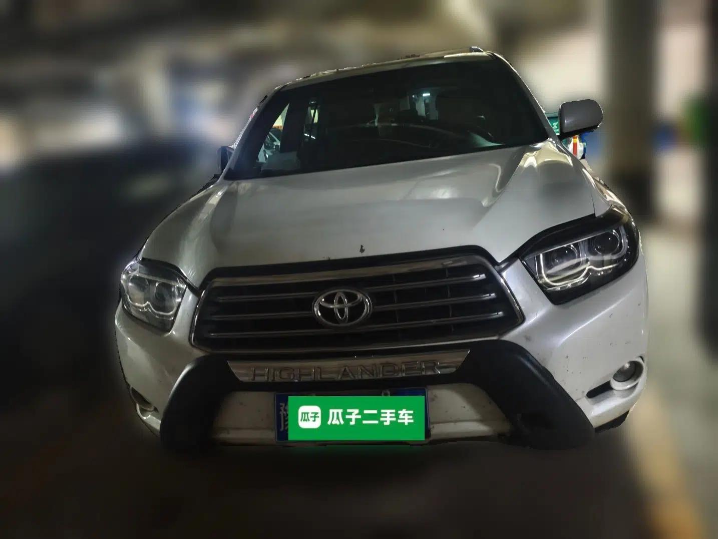 Toyota Highlander 2009 3.5L 4x4 7-Seater Luxury Edition — миниатюра 2