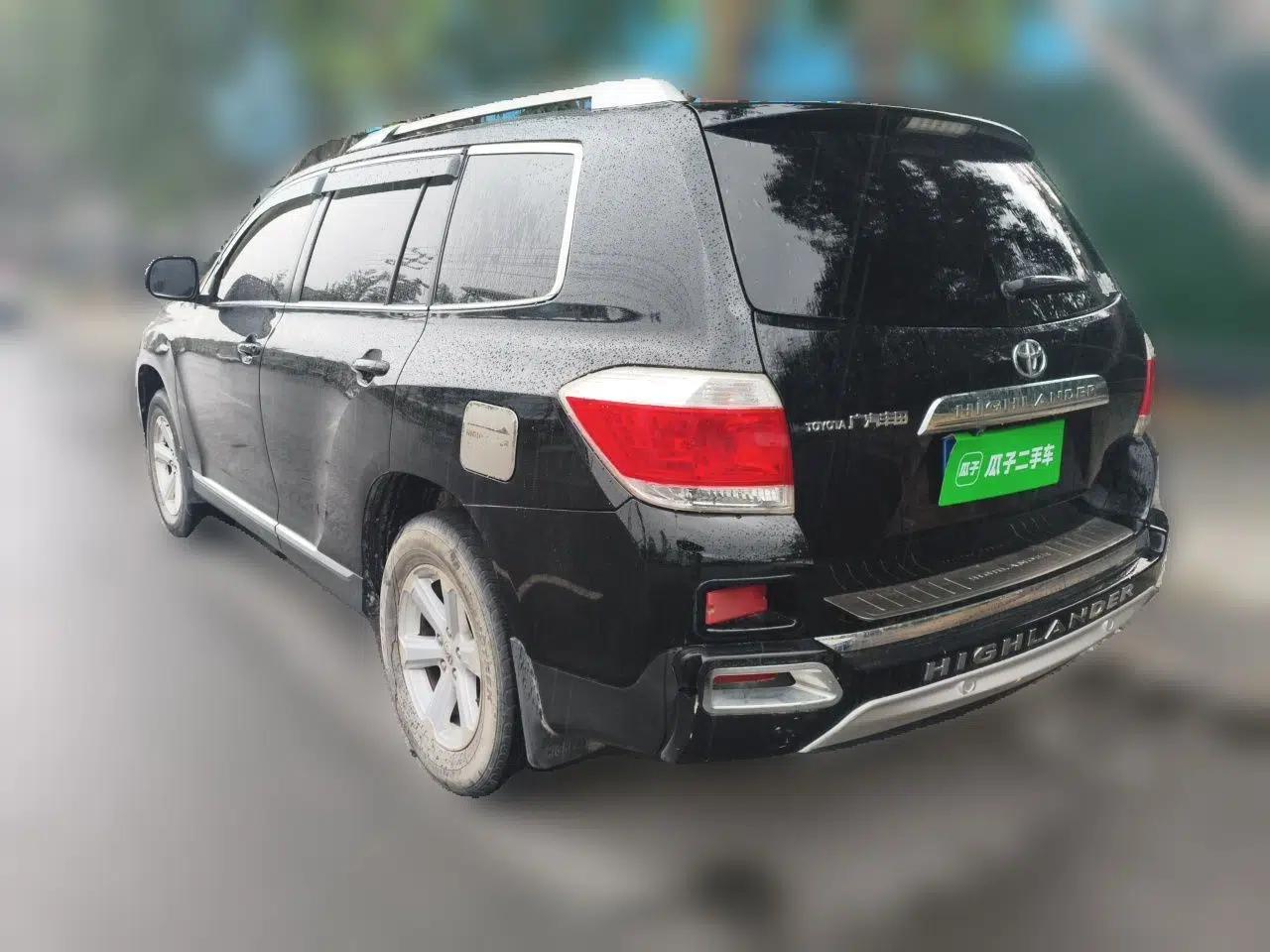 Toyota Highlander 2012 2.7L 2WD 5-Seater Elite Edition — миниатюра 4