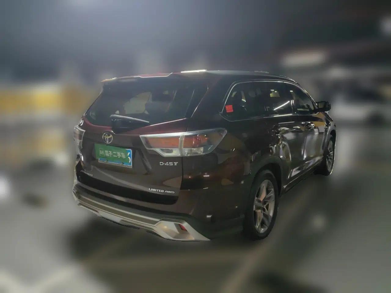 Toyota Highlander 2015 2.0T Four-Wheel Drive Ultimate Edition 7-Seater — миниатюра 6