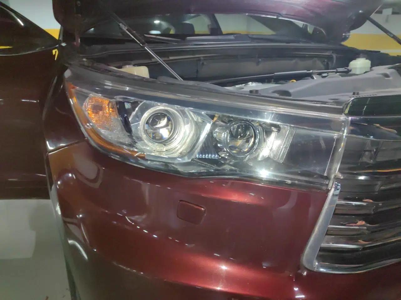 Toyota Highlander 2015 2.0T Four-Wheel Drive Ultimate Edition 7-Seater — миниатюра 7