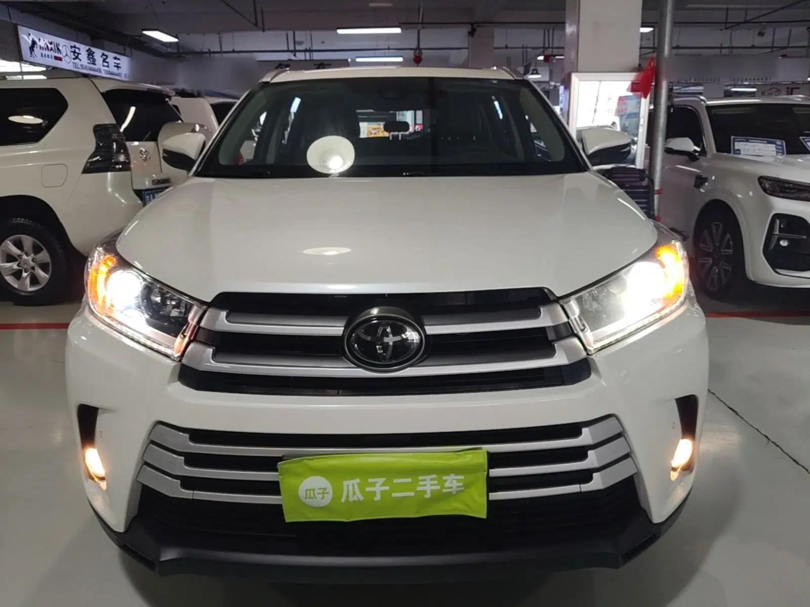 Toyota Highlander 2018 2.0T Four-Wheel Drive Luxury Edition 7 Seats China V Emission Standard — миниатюра 2