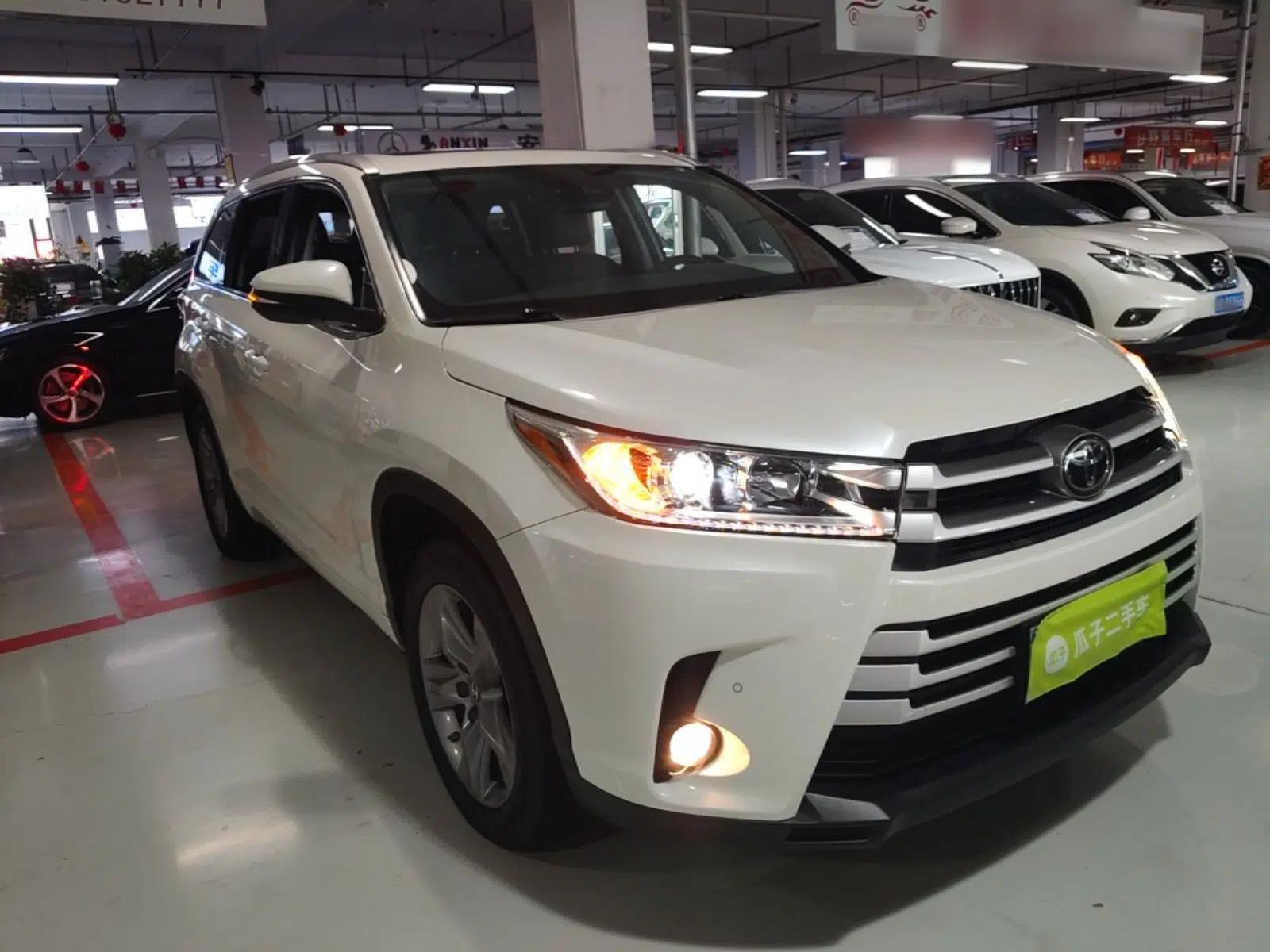 Toyota Highlander 2018 2.0T Four-Wheel Drive Luxury Edition 7 Seats China V Emission Standard — миниатюра 3