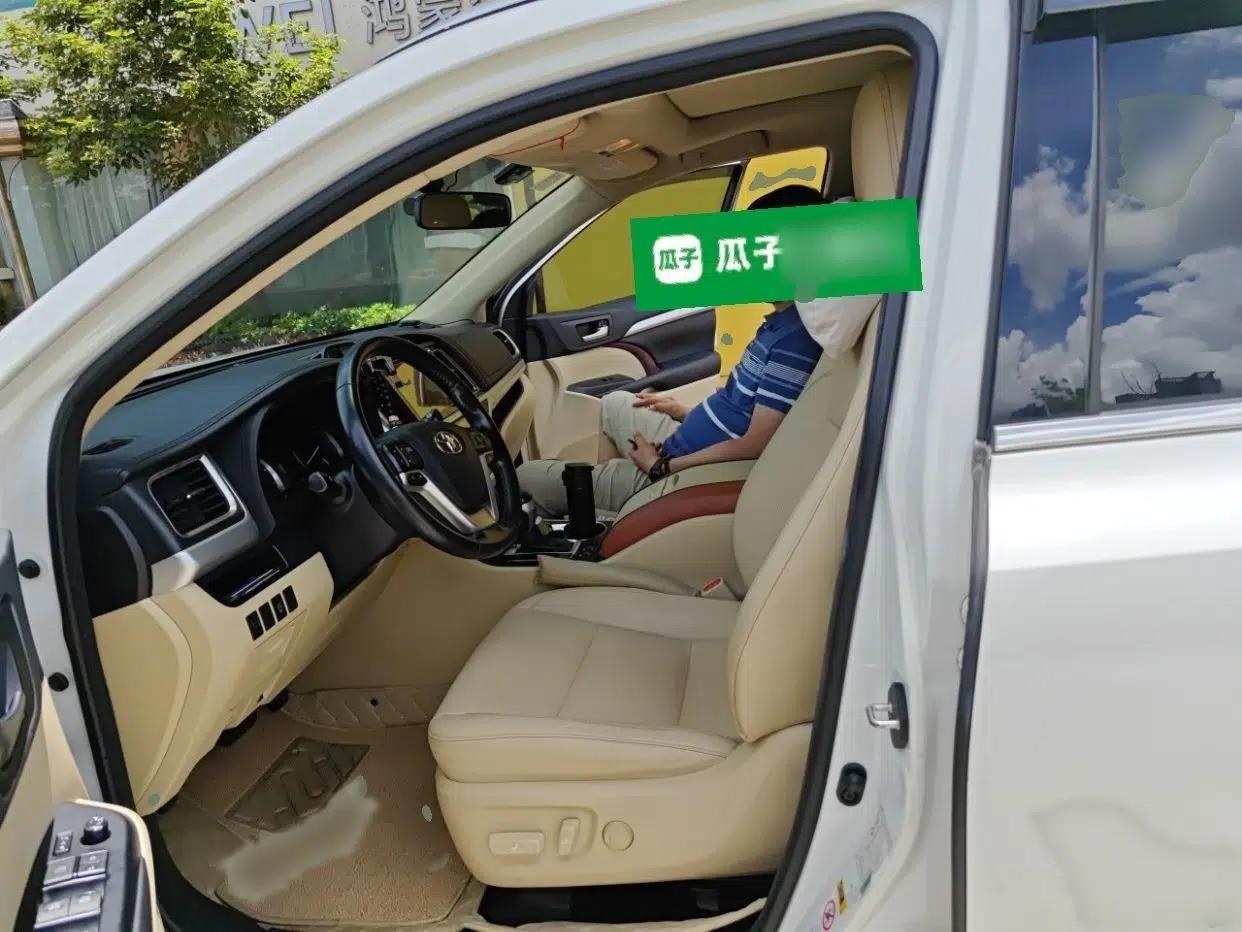 Toyota Highlander 2015 2.0T Four-Wheel Drive Luxury Edition 7-Seater — миниатюра 14