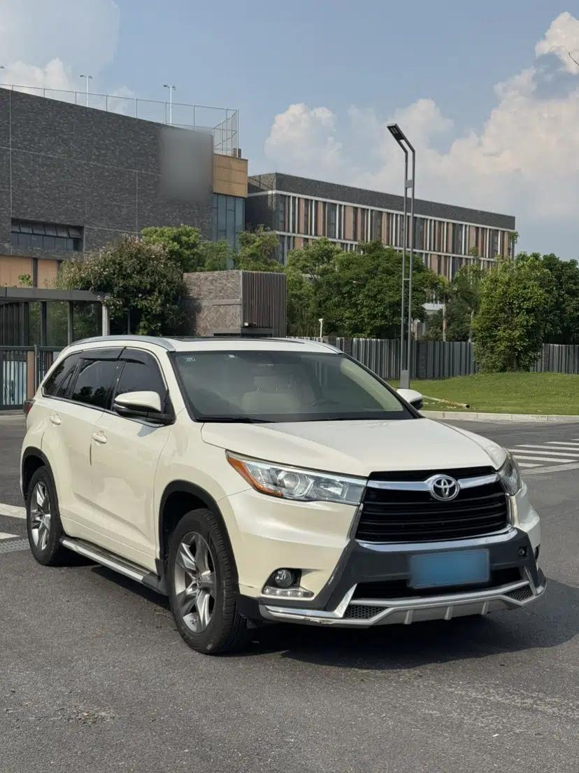 Toyota Highlander 2015 2.0T Four-Wheel Drive Luxury Edition 7-Seater — миниатюра 6