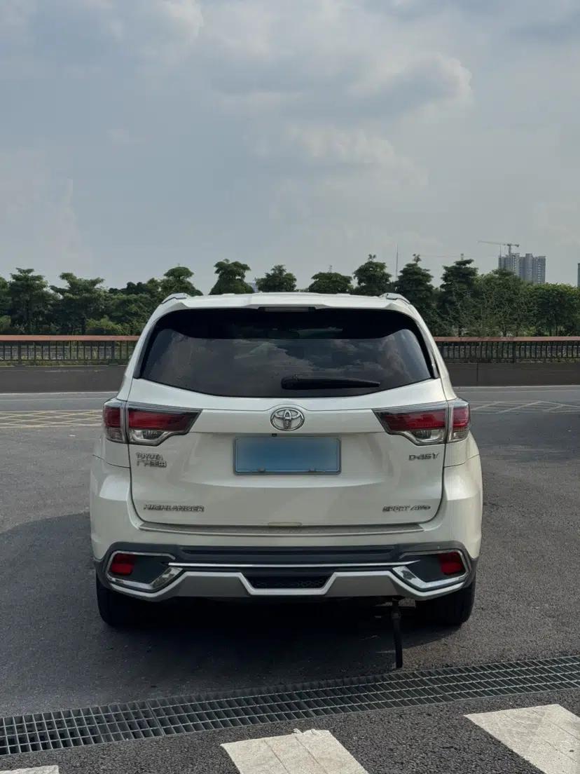 Toyota Highlander 2015 2.0T Four-Wheel Drive Luxury Edition 7-Seater — миниатюра 7