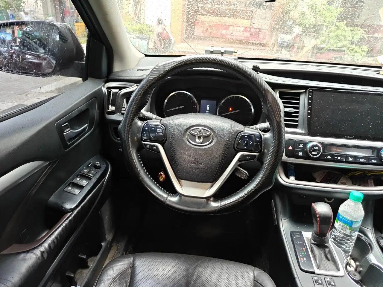 Toyota Highlander 2015 2.0T Two-Wheel Drive Luxury Edition 7 Seats — миниатюра 10