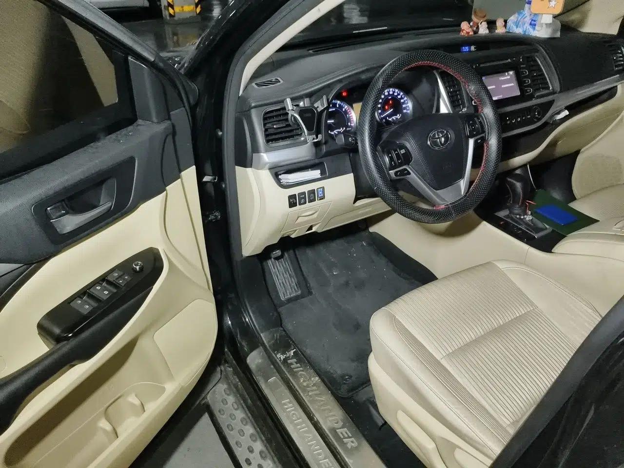 Toyota Highlander 2018 2.0T Two-Wheel Drive Elite Edition 5 Seats Emission Standard China V — миниатюра 16