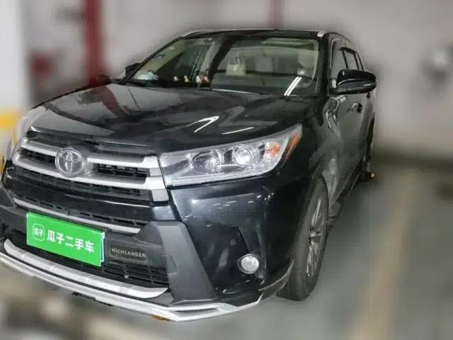 Toyota Highlander 2018 2.0T Two-Wheel Drive Elite Edition 5 Seats Emission Standard China V