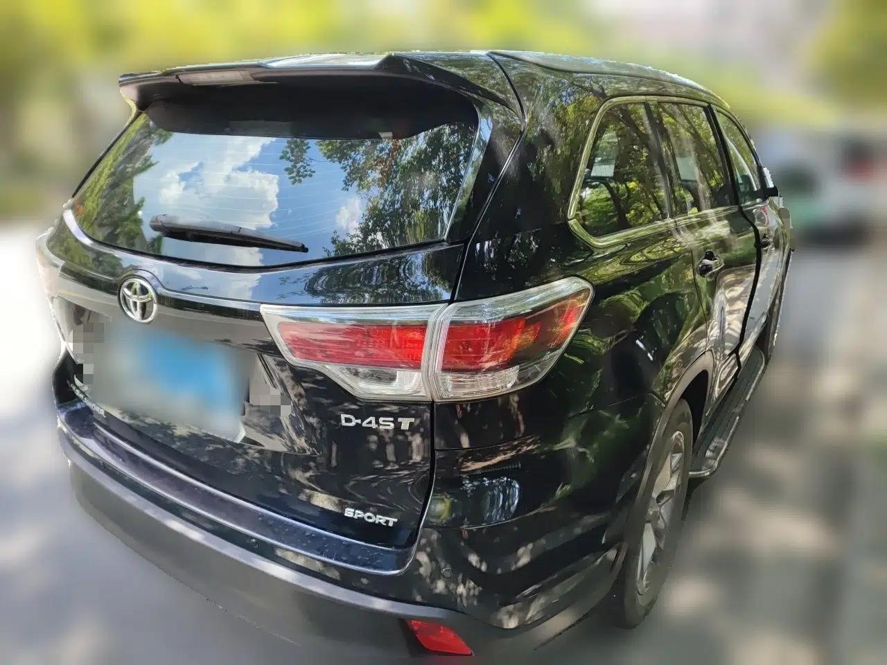 Toyota Highlander 2015 2.0T Two-Wheel Drive Luxury Edition 7 Seats — миниатюра 6